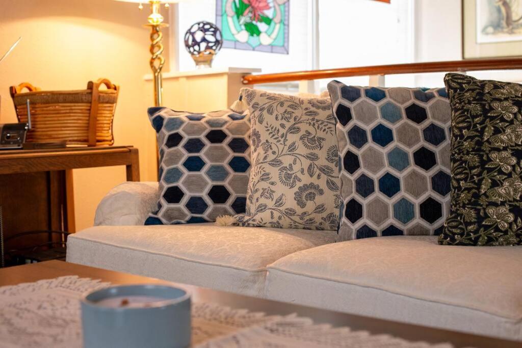 The Mint Cottage With Garden Anchorage Extérieur photo